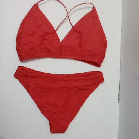 Revamped red 2 piece bathing suit - Picture 4 of 6